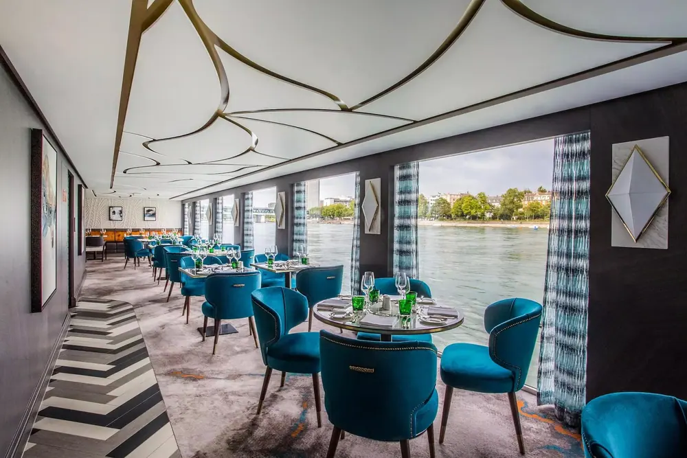 Riverside Luxury Cruises 河轮