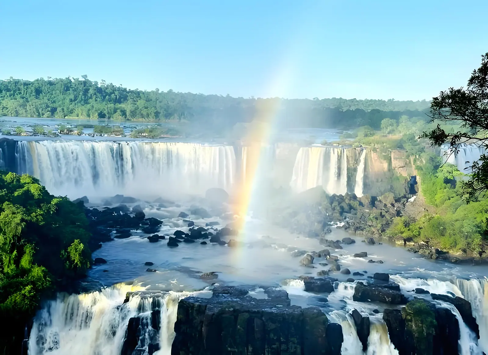 伊瓜苏瀑布与彩虹