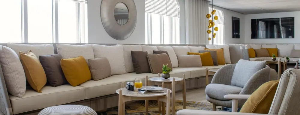 Main lounge