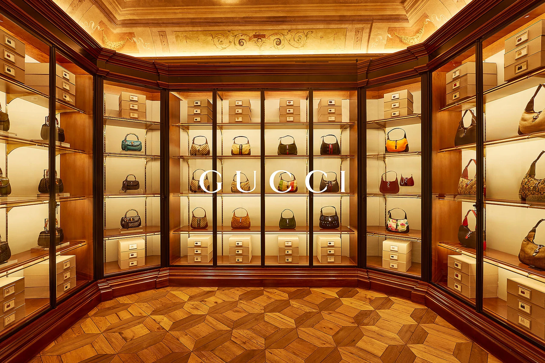 Gucci 品牌文化主题